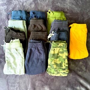 Boys 3T pants lot 13 pairs!